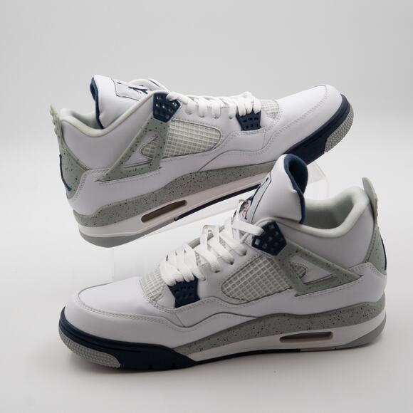 Jordan 4 Retro Midnight Navy Size 12 VNDS main image 6